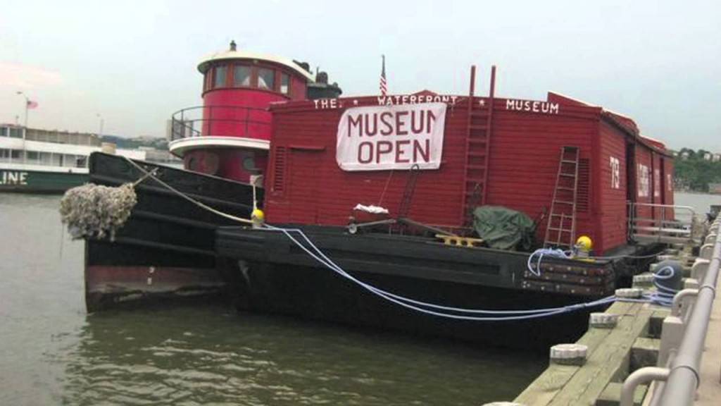 Waterfront Museum and Showboat Barge