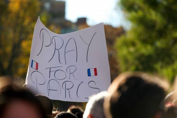 #prayforparis3